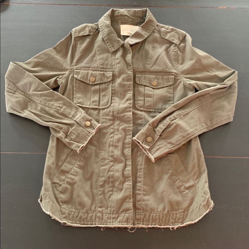 Sky and Sparrow Army Green Utility Jacket XS, Fitted with bronze snaps